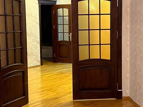 Elan №6577267 - Bakı, Gənclik m., 3 otaqlı, 161 m², 13/18 mərtəbə