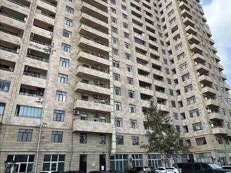 Объявление №6577313 - Баку, Наримановский  р., 3-комн., 150 м², 7/17 этаж