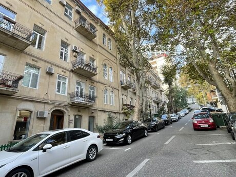 Elan №6577348 - Bakı, İçəri Şəhər m., 2 otaqlı, 56 m², 3/3 mərtəbə