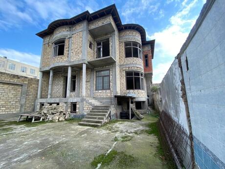 Elan №6577442 - Bakı, Gənclik m., 8 otaqlı, 600 m²