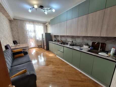 Elan №6576903 - Bakı, Nizami m., 2 otaqlı, 100 m², 17/20 mərtəbə