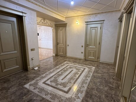Elan №6577510 - Bakı, İnşaatçılar m., 4 otaqlı, 150 m², 17/18 mərtəbə
