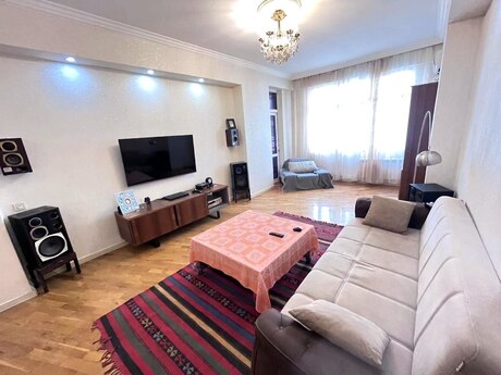 Объявление №6577760 - Баку, м. Нариман Нариманов, 2-комн., 93 м², 3/20 этаж