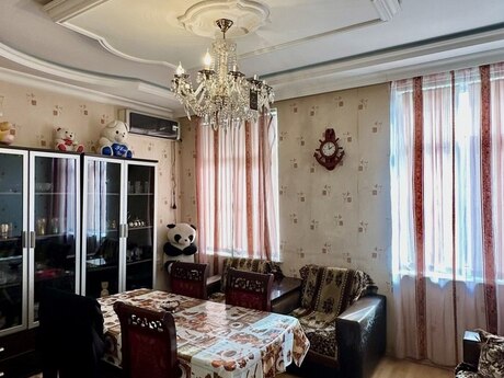 Elan №6577754 - Bakı, Qara Qarayev m., 3 otaqlı, 79 m², 1/2 mərtəbə