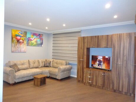 Elan №6578431 - Bakı, İçəri Şəhər m., 1 otaqlı, 50 m², 2/10 mərtəbə