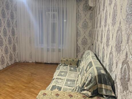 Elan №6578632 - Bakı, 8 Noyabr m., 3 otaqlı, 70 m², 1/9 mərtəbə