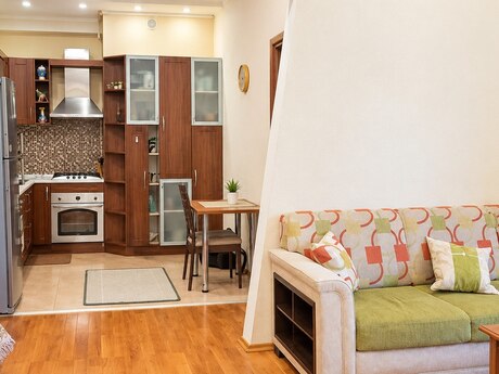 Elan №6578781 - Bakı, Nəsimi r., 2 otaqlı, 70 m², 8/16 mərtəbə