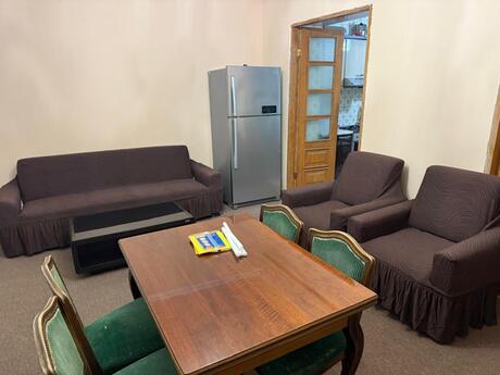 Elan №6579685 - Bakı, Yasamal r., 4 otaqlı, 78 m², 5/5 mərtəbə