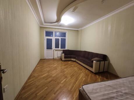 Объявление №6579990 - Баку, м. Нефтчиляр, 3-комн., 147 м², 4/17 этаж