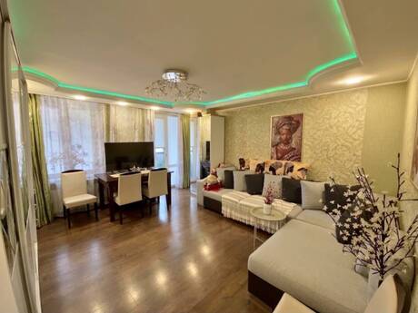 Elan №6581066 - Bakı, 28 May m., 2 otaqlı, 59 m², 4/4 mərtəbə