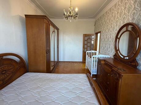 Elan №6580075 - Bakı, Gənclik m., 4 otaqlı, 110 m², 6/10 mərtəbə