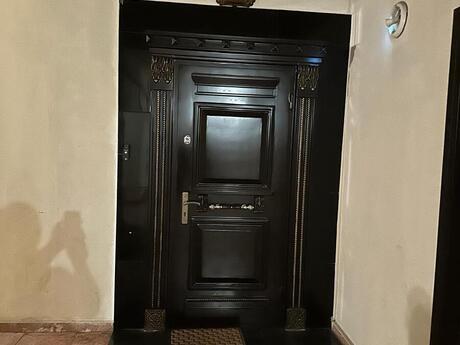 Elan №6580170 - Bakı, 8-ci mikrorayon q., 3 otaqlı, 130 m², 12/18 mərtəbə