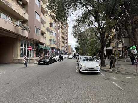 Elan №6580603 - Bakı, Elmlər Akademiyası m., 3 otaqlı, 80 m², 4/5 mərtəbə