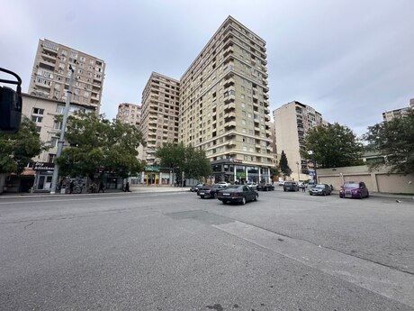 Объявление №6580745 - Баку, м. Элмляр Академиясы, 3-комн., 60 м², 2/5 этаж