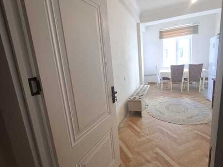 Elan №6581022 - Bakı, Saray q., 3 otaqlı, 73 m², 2/10 mərtəbə