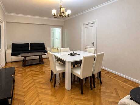 Elan №6581050 - Bakı, 28 May m., 3 otaqlı, 67 m², 6/6 mərtəbə