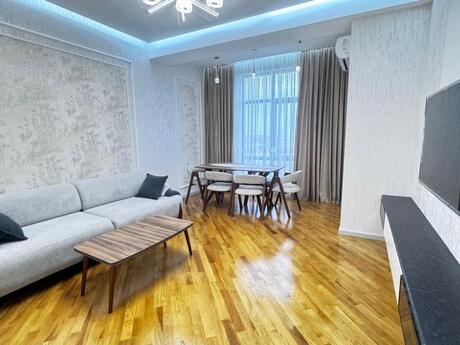 Объявление №6581167 - Баку, м. Кара Караев, 2-комн., 85 м², 14/15 этаж