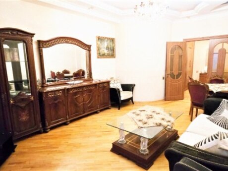 Elan №6581197 - Bakı, Elmlər Akademiyası m., 3 otaqlı, 110 m², 4/14 mərtəbə