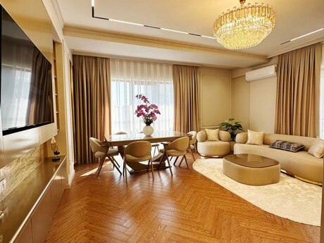 Elan №6581362 - Bakı, Şah İsmayıl Xətai m., 3 otaqlı, 128 m², 10/20 mərtəbə