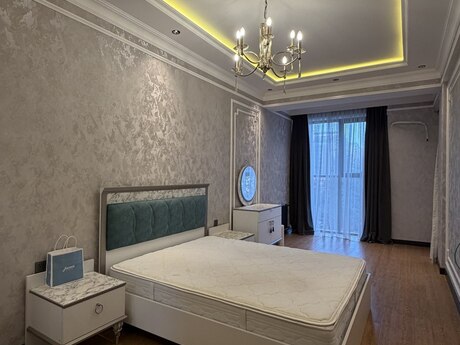 Объявление №6581429 - Баку, м. 28 мая, 3-комн., 105 м², 4/17 этаж