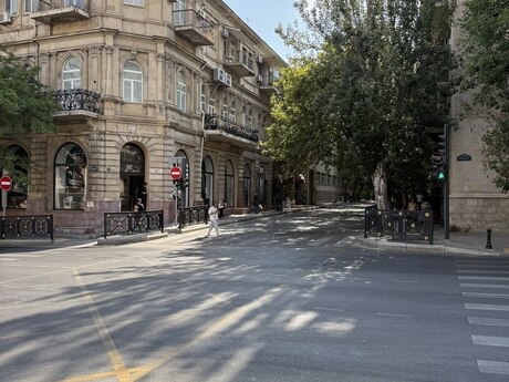 Elan №6581482 - Bakı, 28 May m., 2 otaqlı, 50 m², 2/4 mərtəbə