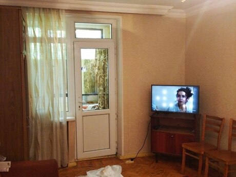 Elan №6581527 - Bakı, Xətai r., 2 otaqlı, 40 m², 2/5 mərtəbə