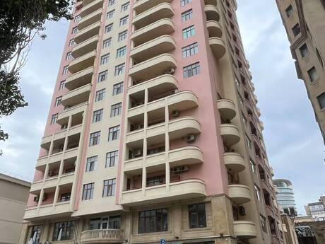 Elan №6581550 - Bakı, Sahil m., 4 otaqlı, 180 m², 4/17 mərtəbə