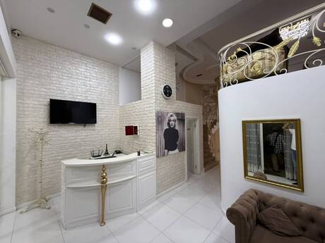 Elan №6578710 - Bakı, 28 May m., 200 m²
