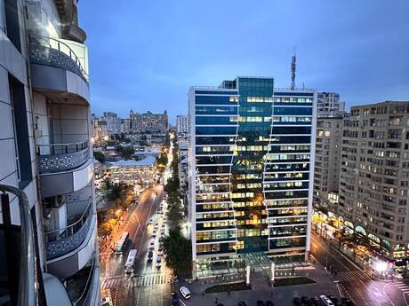 Объявление №6581614 - Баку, м. Низами, 3-комн., 180 м², 16/19 этаж
