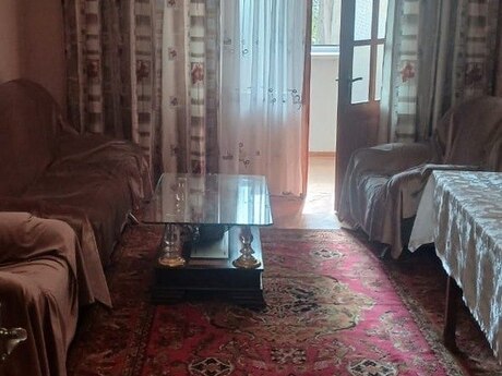 Elan №6581645 - Bakı, Yasamal r., 3 otaqlı, 65 m², 2/5 mərtəbə