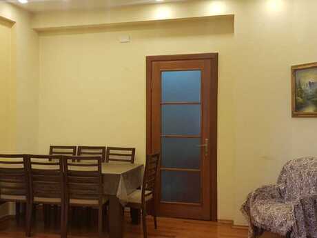 Объявление №6581893 - Баку, м. 8 ноября, 2-комн., 70 м², 8/18 этаж