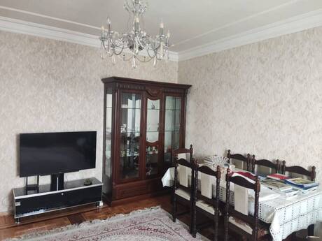 Объявление №6582256 - Баку, Бинагадинский р., 4-комн., 110 м², 8/10 этаж