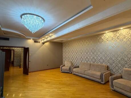 Elan №6582382 - Bakı, Şah İsmayıl Xətai m., 3 otaqlı, 130 m², 13/16 mərtəbə