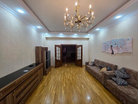 Elan №6582472 - Bakı, Azadlıq Prospekti m., 3 otaqlı, 140 m², 6/18 mərtəbə