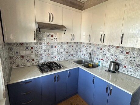 Elan №6582462 - Bakı, Qaraçuxur q., 3 otaqlı, 90 m², 8/9 mərtəbə