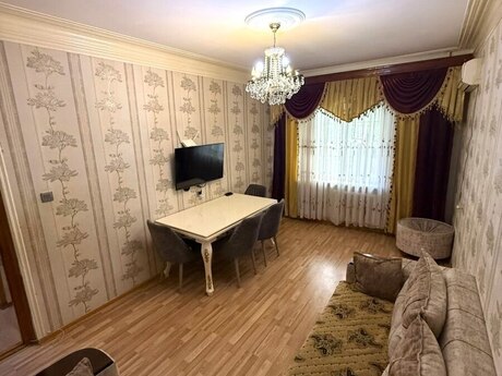 Объявление №6582799 - Баку, м. Халглар Достлугу, 3-комн., 80 м², 2/10 этаж