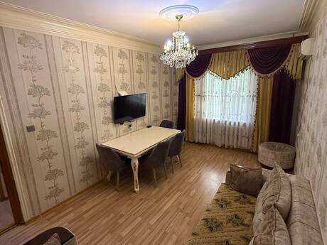 Объявление №6583143 - Баку, Хатаинский р., 3-комн., 80 м², 2/10 этаж