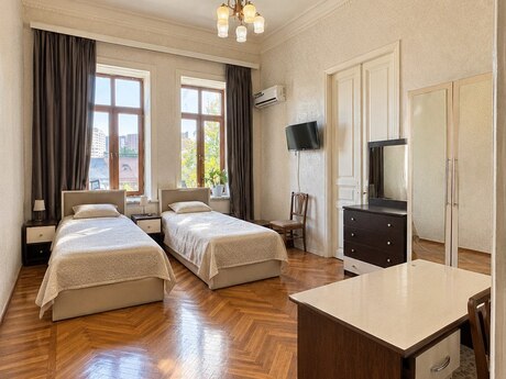 Elan №6584066 - Bakı, 28 May m., 3 otaqlı, 120 m², 3/3 mərtəbə