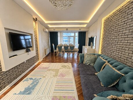 Elan №6584344 - Bakı, Nizami m., 3 otaqlı, 120 m², 17/22 mərtəbə