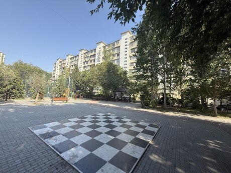 Объявление №6584656 - Баку, м. Гянджлик, 3-комн., 82 м², 2/9 этаж