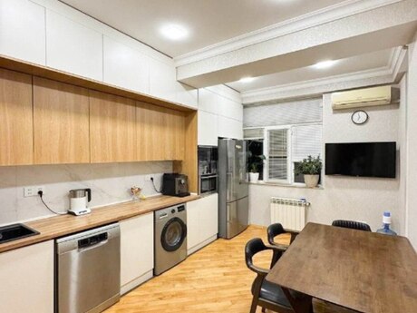 Объявление №6584726 - Баку, м. Нариман Нариманов, 3-комн., 140 м², 5/17 этаж