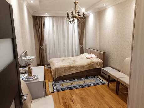 Elan №6585140 - Bakı, 8-ci mikrorayon q., 2 otaqlı, 65 m², 4/17 mərtəbə
