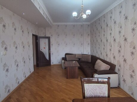 Elan №6585479 - Bakı, Şah İsmayıl Xətai m., 2 otaqlı, 90 m², 5/16 mərtəbə