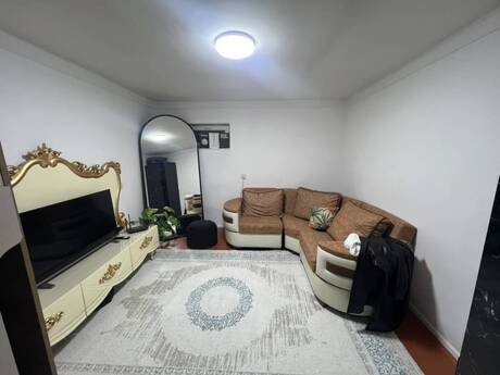 Объявление №6474817 - Баку, м. Элмляр Академиясы, 1-комн., 40 м², 1/5 этаж