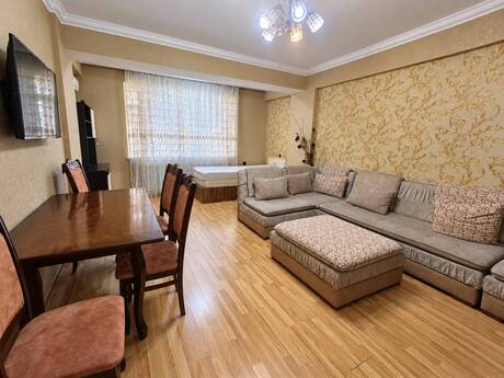 Объявление №6585579 - Баку, м. Кара Караев, 2-комн., 70 м², 12/18 этаж