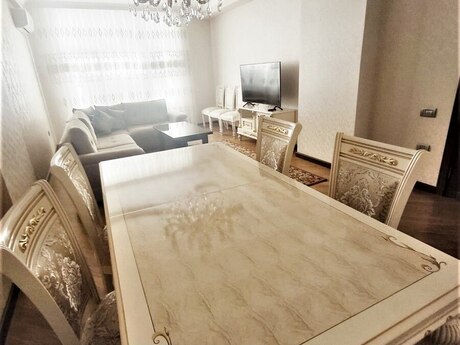 Объявление №6586198 - Баку, м. Нариман Нариманов, 3-комн., 160 м², 16/19 этаж