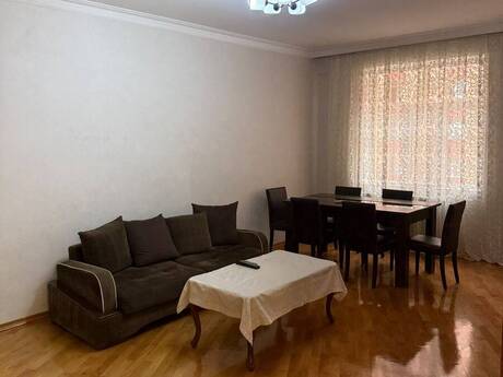 Объявление №6586418 - Баку, пос. Ени Ясамал, 3-комн., 136 м², 6/17 этаж