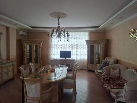 Объявление №6586476 - Баку, м. 28 мая, 3-комн., 134 м², 14/19 этаж