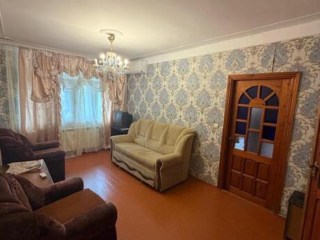 Elan №6586681 - Bakı, Elmlər Akademiyası m., 3 otaqlı, 80 m², 2/4 mərtəbə