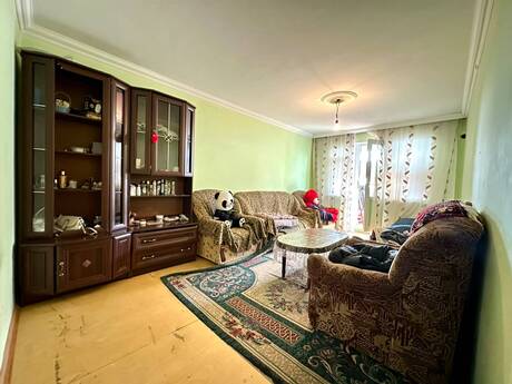 Elan №6586756 - Bakı, Neftçilər m., 2 otaqlı, 50 m², 5/5 mərtəbə